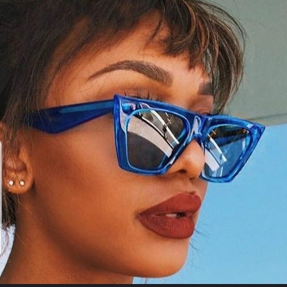boutique Accessories - Women sunglasses